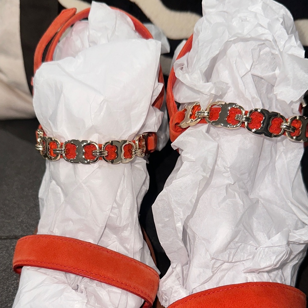 Tory Burch Vibrant Orange Sandals with gold hardware - Picture 9 of 13